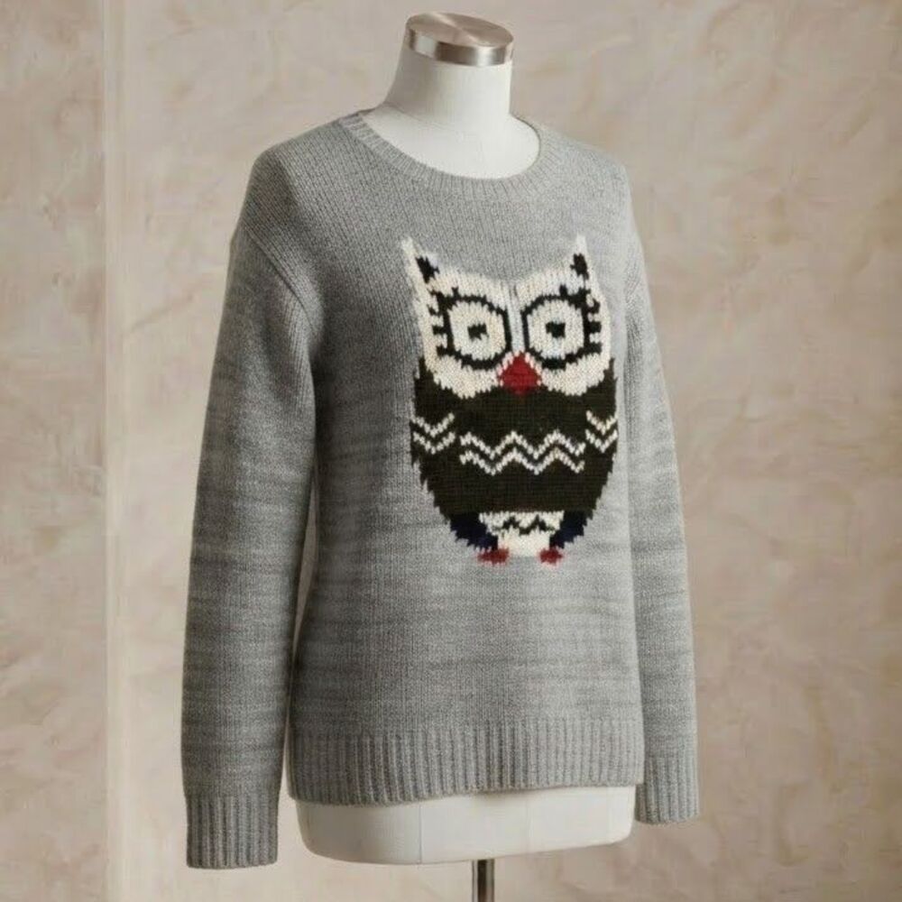 Rewind Womens Size M Owl Graphic Sweater Gray Knit Crewneck Pullover Novelty